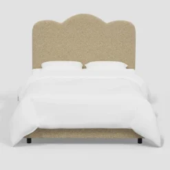 Lizzie Bed In Boucle - Threshold™